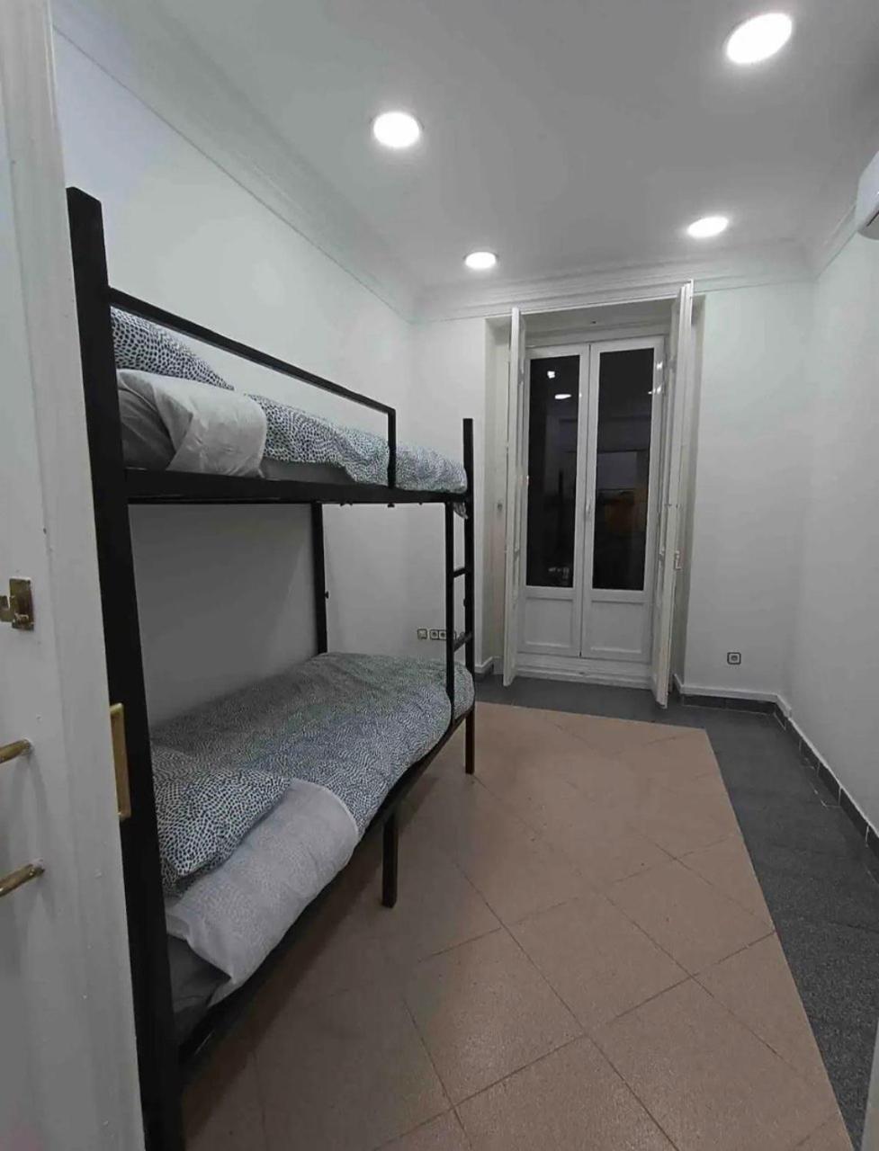 Hotel Parsa Residencial House Madrid Exterior foto